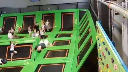 Kids Indoor Game Bungee Jumping Rectangular Trampoline Park with Foam Pit